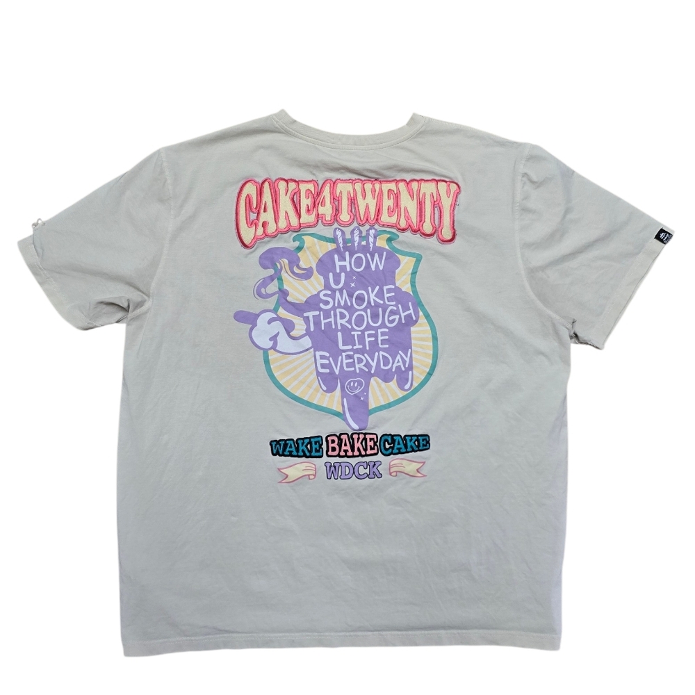 Wedding Cake 420 CAKE TWENTY" WAKE BAKE CAKE T-shirt Sz Xl